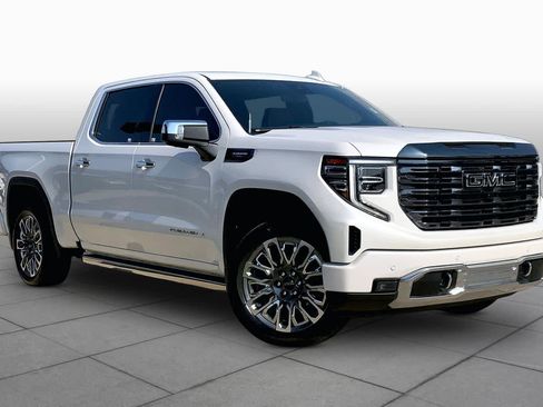 Certified 2024 GMC Sierra 1500 Denali Ultimate AWD/4WD image 3