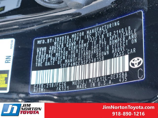 Used 2025 Toyota Corolla SE w/ SE Premium Package FWD image 33