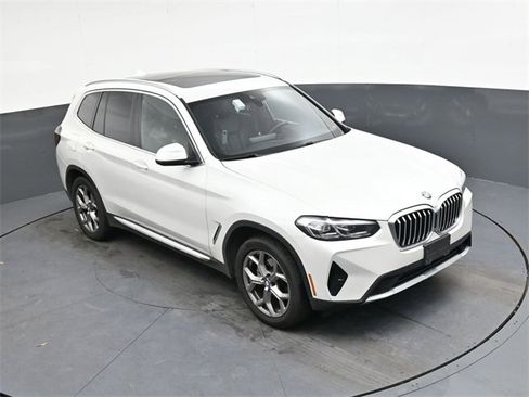 Used 2024 BMW X3 xDrive30i image 16