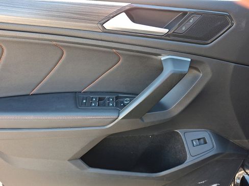 Used 2024 Volkswagen Tiguan Wolfsburg Edition image 23