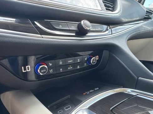 Used 2024 Buick Enclave Premium FWD image 5