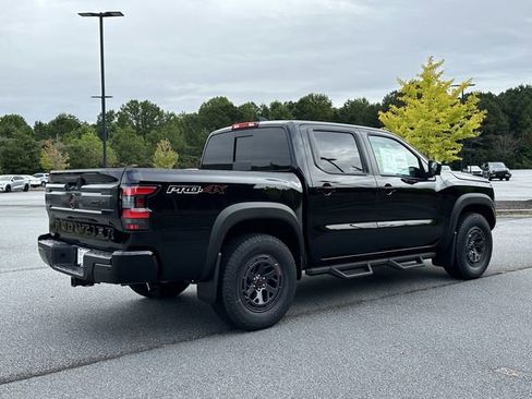 New 2026 Nissan Frontier PRO-4X w/ Pro-4x Convenience Package image 8