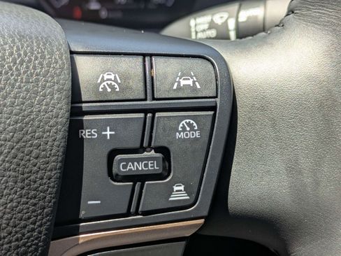 Used 2023 Toyota Crown AWD/4WD image 24