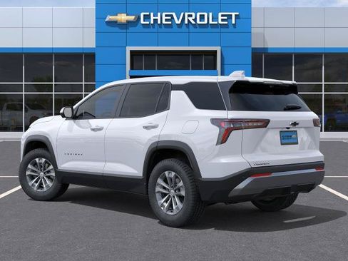 New 2026 Chevrolet Equinox LT w/ Convenience Package II FWD image 3
