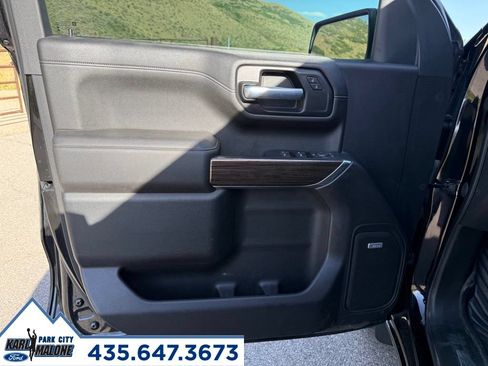 Used 2021 Chevrolet Silverado 1500 RST w/ Convenience Package II AWD/4WD image 15