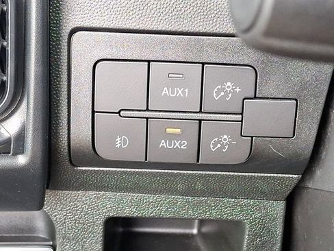 Used 2024 RAM ProMaster 2500 w/ Safety Group image 21