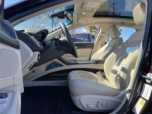 Used 2020 Lincoln MKZ Reserve w/ Elements Package image 8