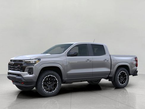 Used 2026 Chevrolet Colorado Z71 w/ Technology Package AWD/4WD image 2
