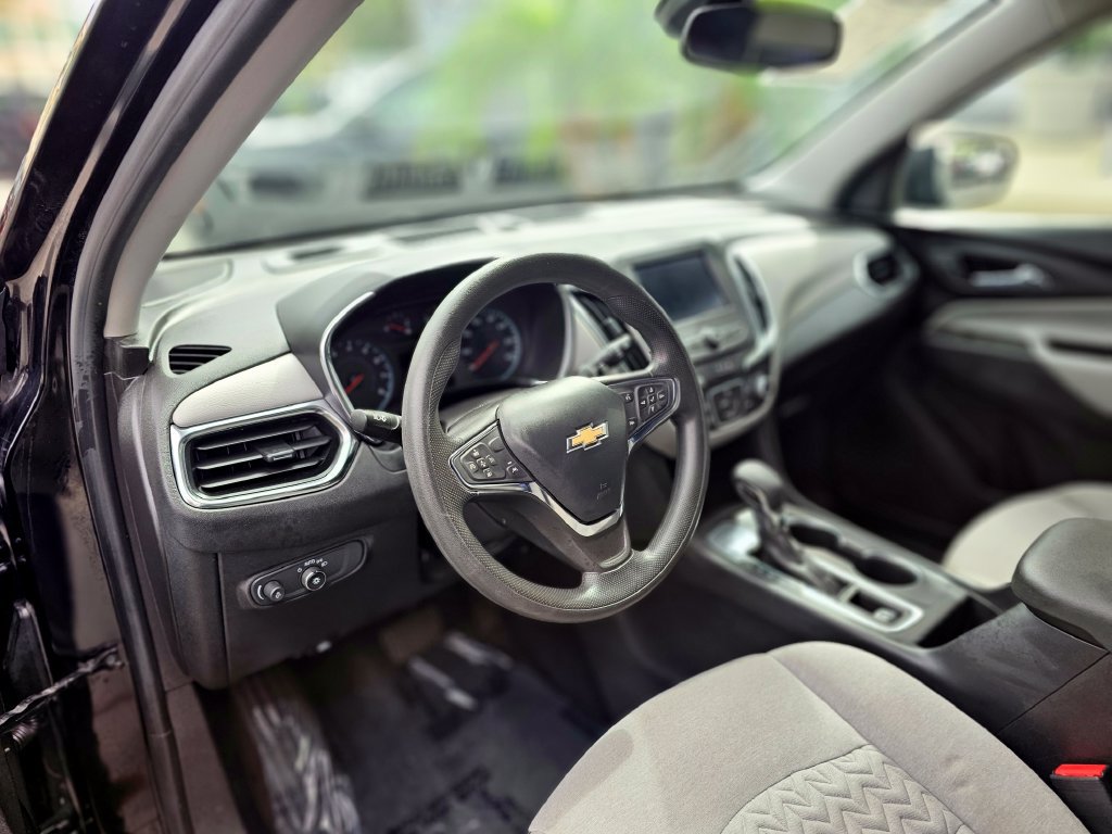 Used 2024 Chevrolet Equinox LS FWD image 33