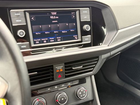 Used 2024 Volkswagen Jetta S FWD image 35