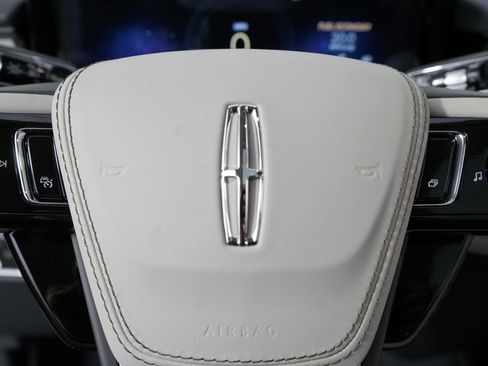New 2026 Lincoln Aviator Reserve AWD/4WD image 35