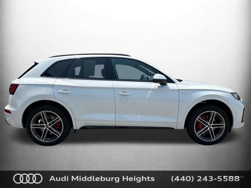 Used 2025 Audi Q5 e Premium Plus w/ Premium Plus Package AWD/4WD image 9