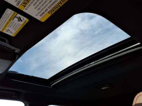 New 2026 Subaru Outback Touring image 8