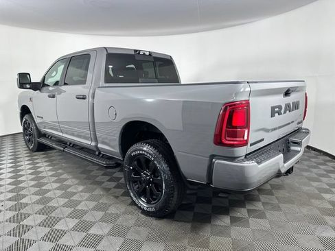 New 2026 RAM 3500 Big Horn AWD/4WD image 4