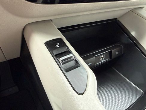 Used 2020 Kia Telluride S AWD/4WD image 33