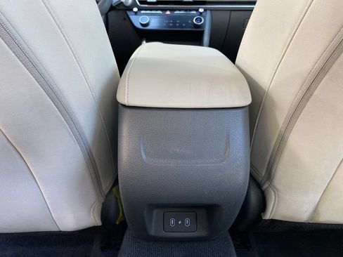 Used 2025 Hyundai Sonata SEL FWD image 29