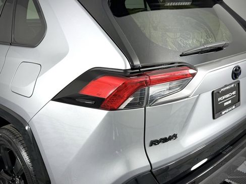 Used 2021 Toyota RAV4 XSE image 12