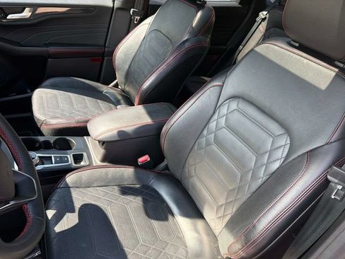 Used 2023 Ford Escape ST-Line Elite w/ Premium Technology Package AWD/4WD image 21