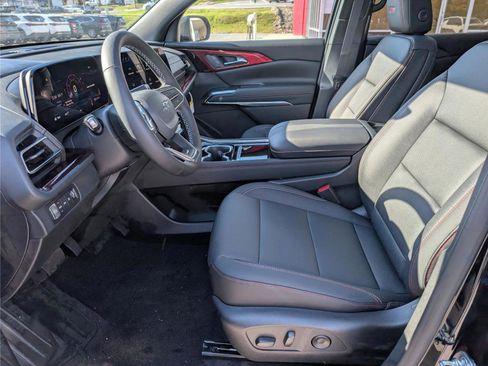 New 2026 Chevrolet Traverse Z71 w/ Driver Confidence Package image 16