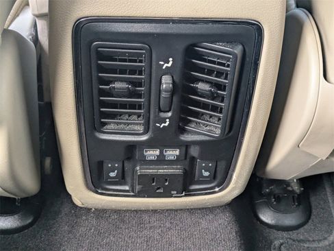 Used 2017 Dodge Durango GT w/ Nav & Power Liftgate Group image 16