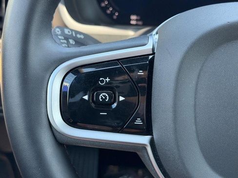Certified 2025 Volvo XC90 B6 Plus AWD/4WD image 20
