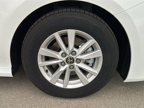 New 2026 Toyota Camry LE image 12