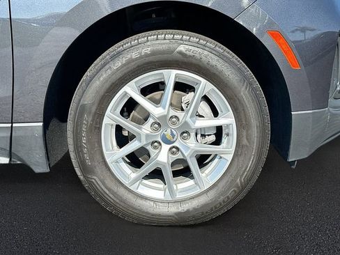 Used 2022 Chevrolet Equinox LS image 29