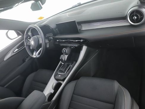 Used 2024 Alfa Romeo Tonale Ti image 31