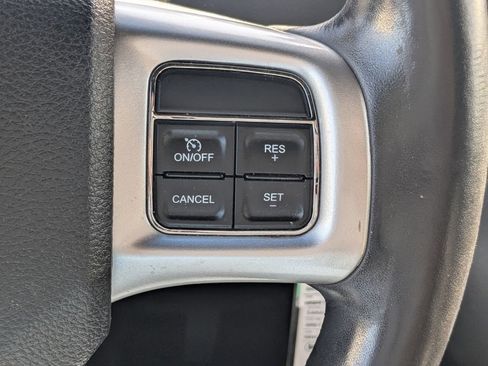 Used 2017 Dodge Grand Caravan GT image 12