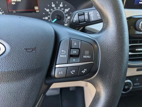 Used 2022 Ford Escape SE image 37