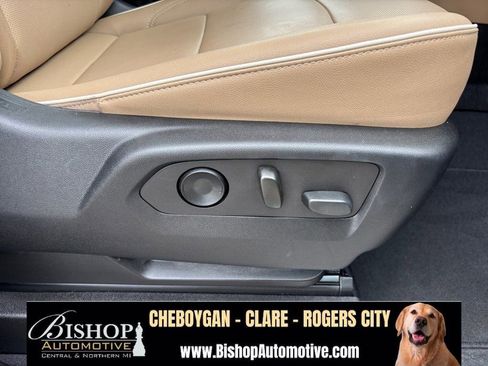 Used 2022 Chevrolet Tahoe Premier AWD/4WD image 31