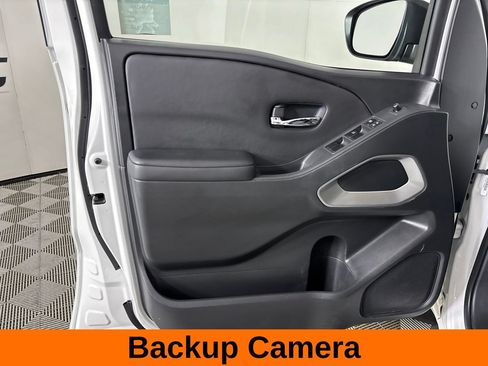 Used 2023 Nissan Frontier SV w/ Graphics Package AWD/4WD image 10