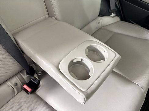 Used 2017 Subaru Forester 2.5i Limited image 42