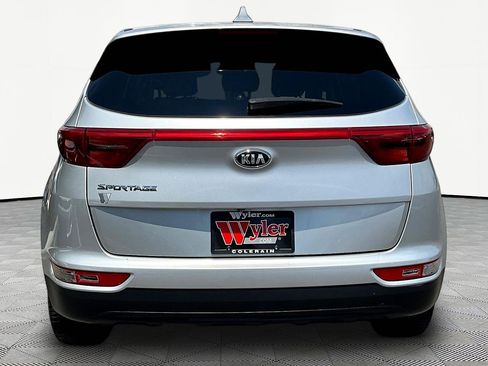 Used 2017 Kia Sportage LX AWD/4WD image 5