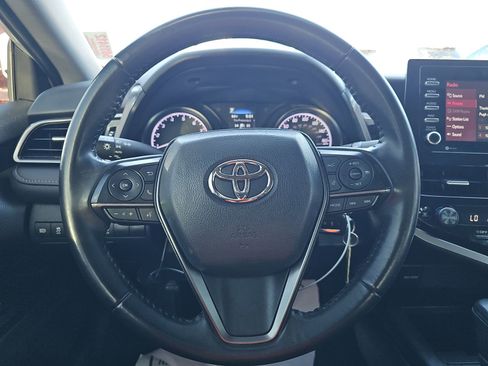Used 2023 Toyota Camry SE FWD image 15