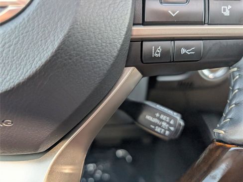 Used 2018 Lexus ES 350 w/ Luxury Package w/Wood Trim FWD image 25