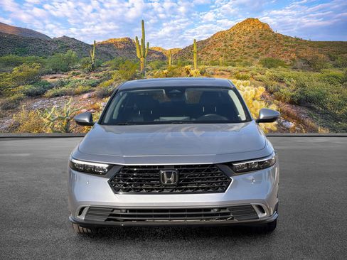 Used 2024 Honda Accord Touring image 5