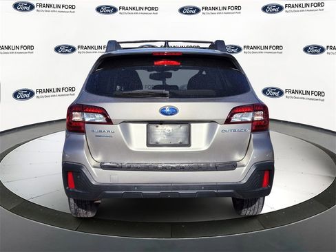 Used 2019 Subaru Outback 2.5i Limited image 4
