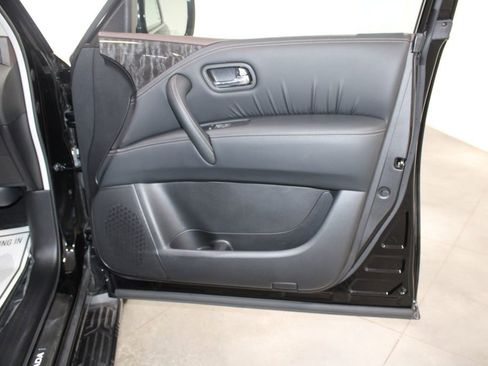 Used 2024 Nissan Armada Platinum w/ Captain's Chairs Package image 34