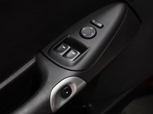 Used 2010 Chevrolet Corvette Coupe w/ Roof Package image 5