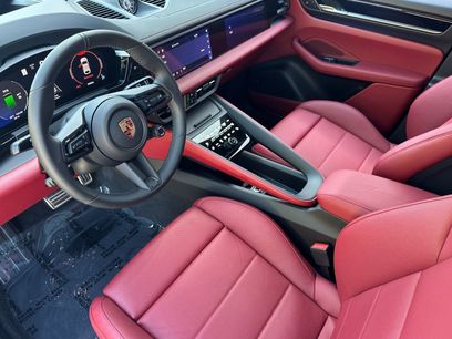 New 2025 Porsche Macan 4S Electric