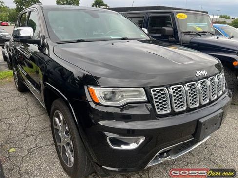 Used 2020 Jeep Grand Cherokee Overland AWD/4WD image 2