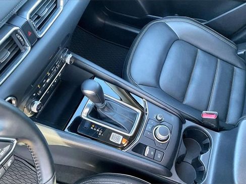 Used 2025 MAZDA CX-5 AWD 2.5 S w/ Preferred Package image 13