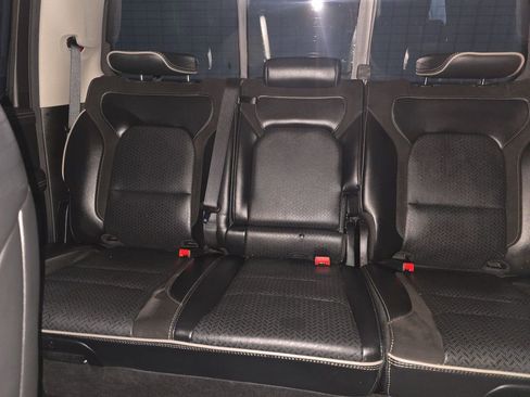 Used 2022 RAM 1500 Laramie image 13