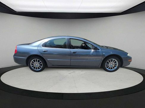 Used 2001 Chrysler 300M FWD image 9
