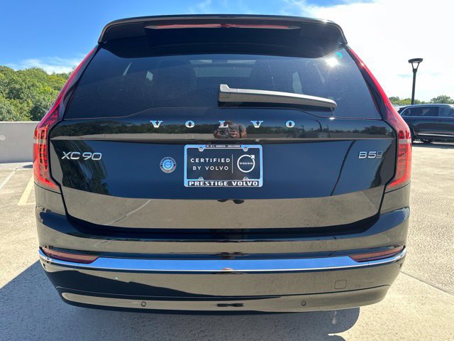 Certified 2025 Volvo XC90 B5 Core AWD/4WD image 7