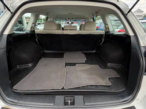 Used 2014 Subaru Outback 2.5i AWD/4WD image 11