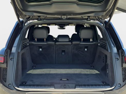Certified 2025 Land Rover Range Rover Sport AWD/4WD image 12