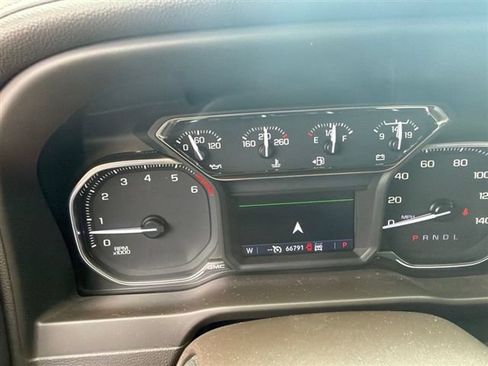 Used 2021 GMC Sierra 2500 SLT w/ SLT Premium Package AWD/4WD image 13