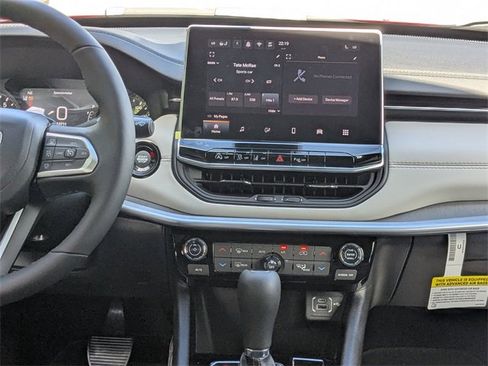 New 2026 Jeep Compass Limited image 19